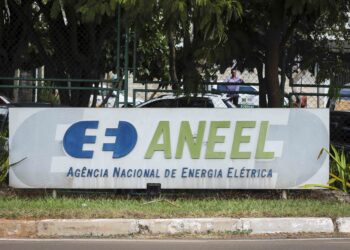 Prorrogado até 31 de julho a proibição do corte de fornecimento de energia elétrica por inadimplência, decide ANEEL