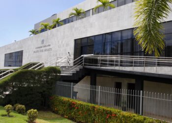 Deputados ingressam com mandado de segurança para retomar CPI da Arena