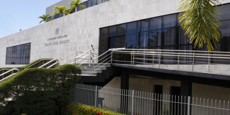 Deputados ingressam com mandado de segurança para retomar CPI da Arena