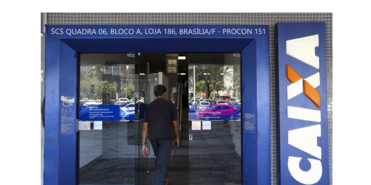 Caixa libera saque da 2ª parcela do auxílio para nascidos em março