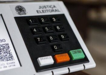 Reunião entre membros do TSE, Congresso e especialista em saúde discutem adiamento das eleições