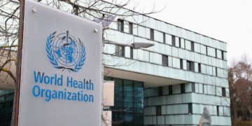 OMS reconhece evidências sobre transmissão da covid-19 pelo ar