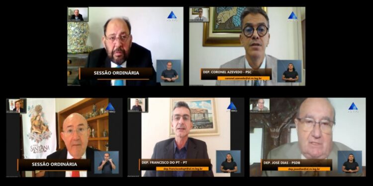 Deputados discutem projetos sobre previdência, saúde e Fundeb