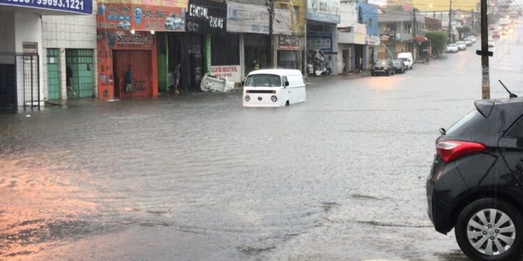 Moradora de Guamaré será indenizada por Prefeitura por ter sua residência alagada