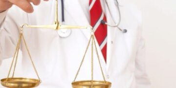 Decisão da Justiça garante tratamento para paciente portador de inflamação crônica no intestino