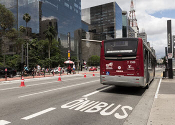 Atropelamento por ônibus é acidente de consumo mesmo não havendo vítimas entre os passageiros
