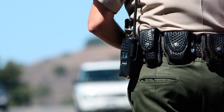 Flagrante de uso de drogas pode ser lavrado por autoridade policial somente na ausência de juiz