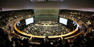 Adiamento trará consequências a todo o processo eleitoral; confira quais