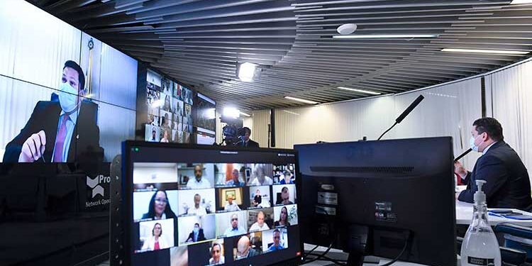 Recursos do pré-sal vão para entes federativos, Fundo Social e expansão de gasodutos