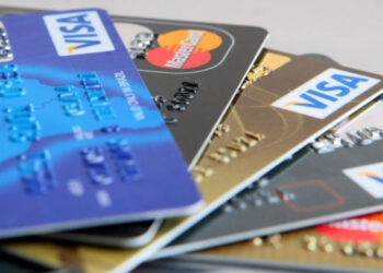 Senado aprova teto para juros de cheque especial e cartão de crédito durante a pandemia