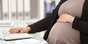 Câmara aprova afastamento de gestantes do trabalho presencial durante a pandemia