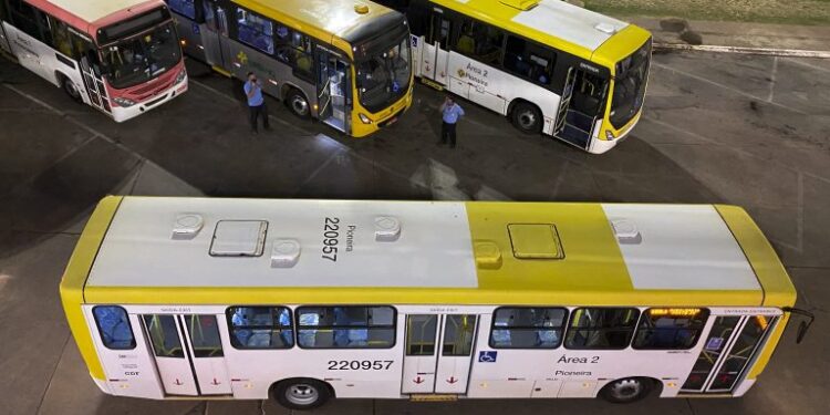 Câmara pode votar ajuda de R$ 4 bilhões a empresas de ônibus em razão da pandemia