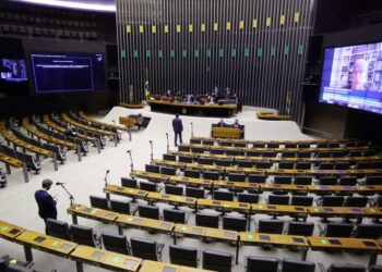 Câmara pode votar aumento de penas para quem desviar recursos direcionados à Covid-19