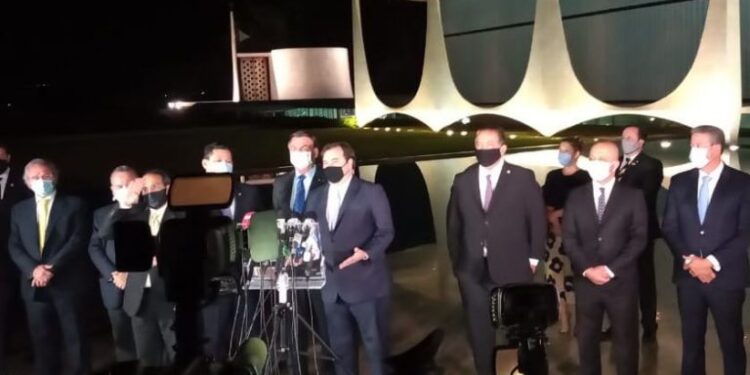 Legislativo e Executivo reafirmam compromisso com teto de gastos