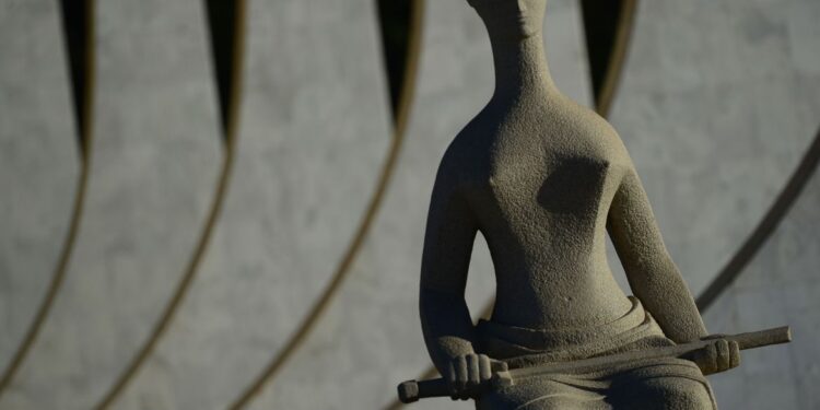 Ministro do Supremo suspende dois processos contra Deltan no CNMP