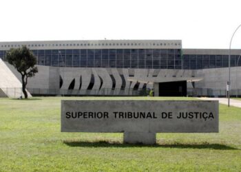 Multa de 10% no cumprimento de sentença exige intempestividade ou efetiva resistência do devedor