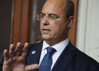 Governador do Rio é afastado do cargo pelo STJ