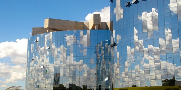 PGR prorroga força-tarefa de Curitiba até janeiro de 2021