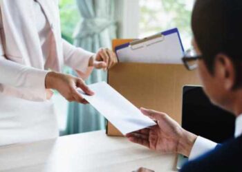 Demissão por justa causa de gerente que utilizava crédito de cliente em proveito próprio é mantida