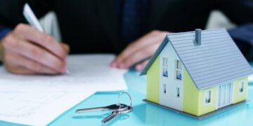 Credor fiduciário pode inscrever devedor em cadastro restritivo mesmo sem vender o bem dado em garantia