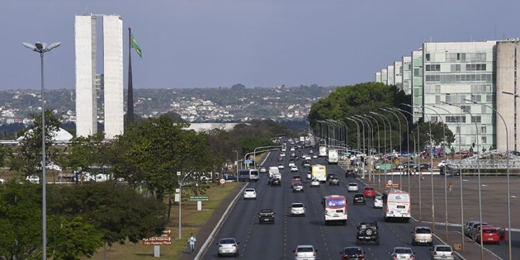 Reforma administrativa será enviada ao Congresso na quinta, afirma governo