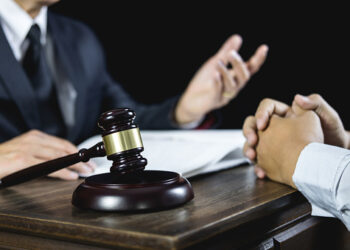 STF decide que Juiz tem que receber advogado independentemente de hora marcada