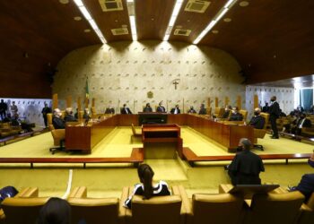 STF decide que plenário voltará a julgar processos criminais