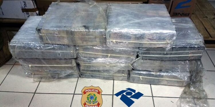 Polícia Federal realiza mais uma apreensão de carga de cocaína no Porto de Natal