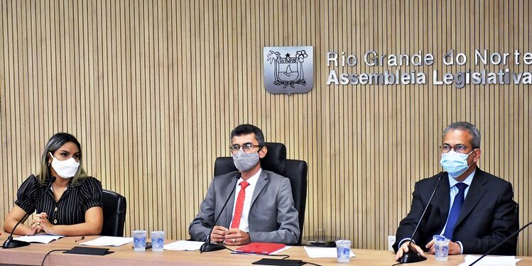 Comissão aprova projeto que assegura tratamento de pessoas com fissura palatina