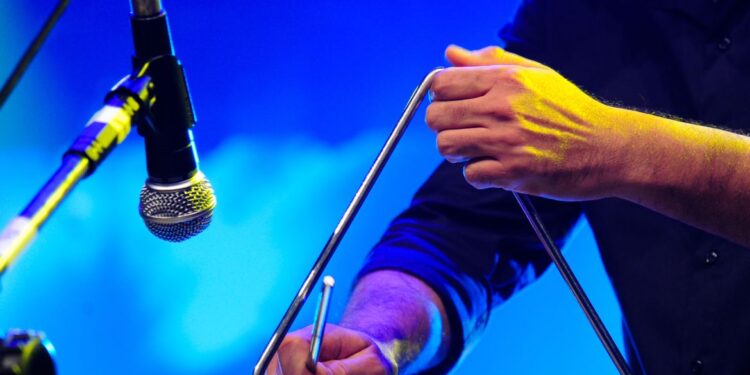 Lei Aldir Blanc pode atender até 700 mil pessoas, calcula Ipea