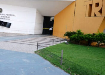 Álvaro Dias obtém mais três vitórias na Justiça Eleitoral