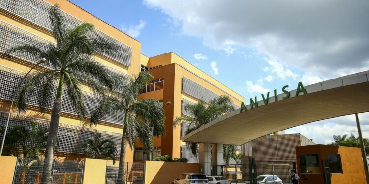 Anvisa envia ao STF dados sobre estágio de vacinas de covid-19