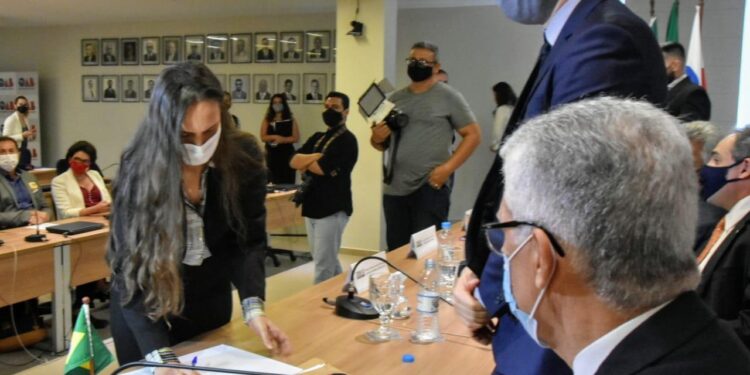 Álvaro Dias e Aíla se comprometem com agenda anticorrupção