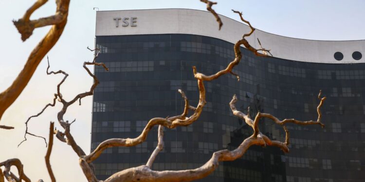 Prestação de contas de candidatos eleitos termina amanhã