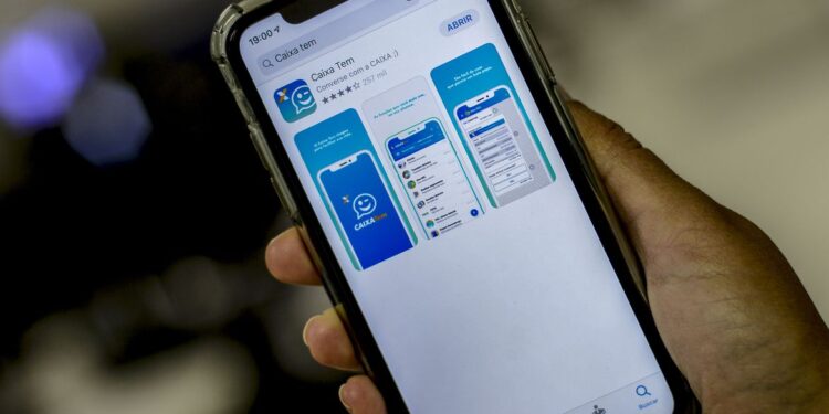 Caixa começa a pagar hoje abono do PIS em poupança digital