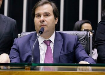 Maia diz que há votos para aprovar reforma tributária neste ano, mesmo sem apoio do governo