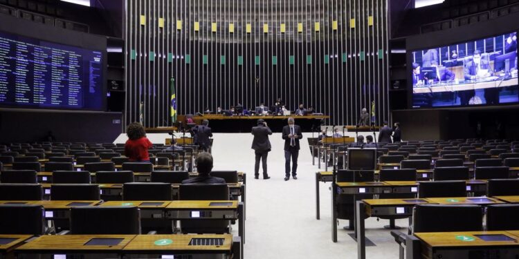 Senado aprova, com alterações, regulamentação do Fundeb