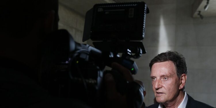 Prefeito do Rio, Marcelo Crivella, é preso
