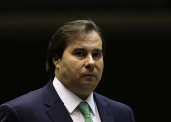 Maia quer que o governo priorize a pauta econômica no Congresso