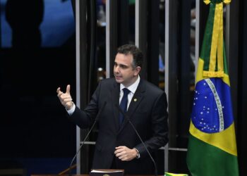 Rodrigo Pacheco é eleito presidente do Senado
