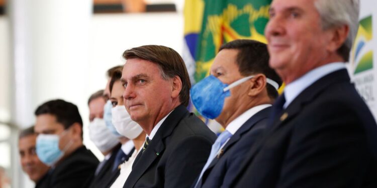 Governo Federal negocia novo auxílio aos informais