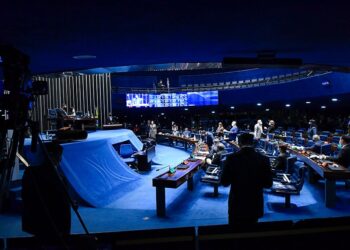 Plenário deve analisar PEC Emergencial nesta quinta-feira