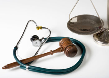 Plano de saúde deve custear tratamento de transtorno da fala em criança