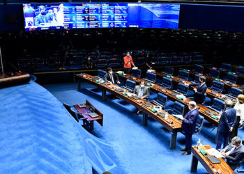 Senado aprova MP para compra de vacinas por estados sem licitação