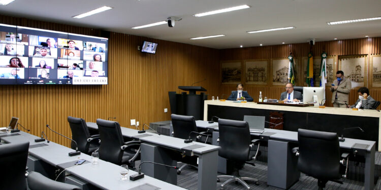 Câmara de Natal aprova Lei que prioriza vacinação de deficientes contra Covid-19