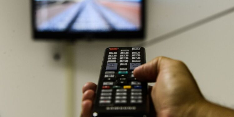 5G: mais de 9 milhões de lares terão de custear troca da parabólica