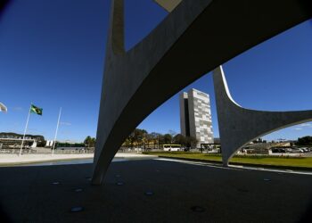 Planalto deve enviar LDO de 2022 ao Congresso nesta quinta-feira