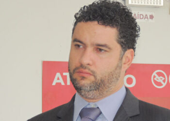 Advogado faz alerta para efeitos da lei que proíbe o trabalho presencial de gestantes na pandemia