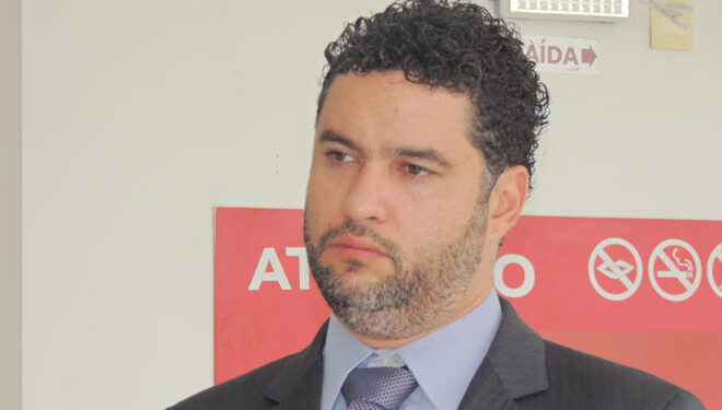 Advogado faz alerta para efeitos da lei que proíbe o trabalho presencial de gestantes na pandemia