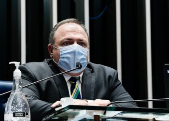 Após adiamento e habeas corpus, Pazuello depõe à CPI da Pandemia nesta quarta